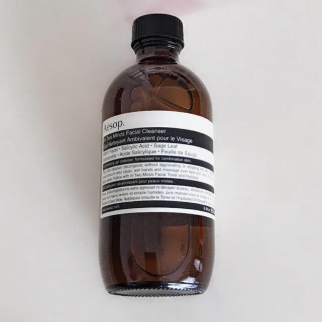 Aesop(イソップ)のAesop(イソップ) トゥーマインズ フェイシャルクレンザー 200ml 新品 コスメ/美容のスキンケア/基礎化粧品(洗顔料)の商品写真