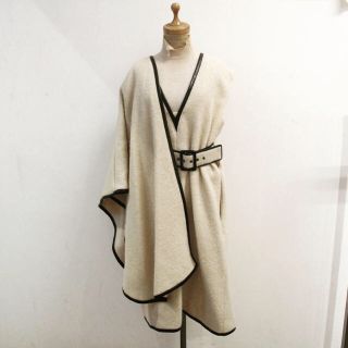 fumika_uchida ポンチョコート オフホワイト 美品(ロングコート)