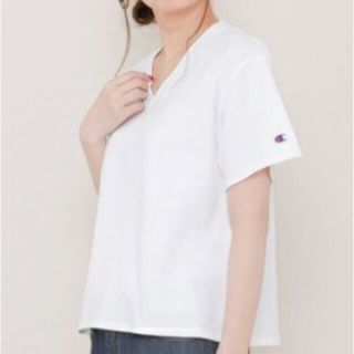 チャンピオン(Champion)のChampion 別注VネックTシャツ(半袖)  URBAN RESEARCH(Tシャツ(半袖/袖なし))