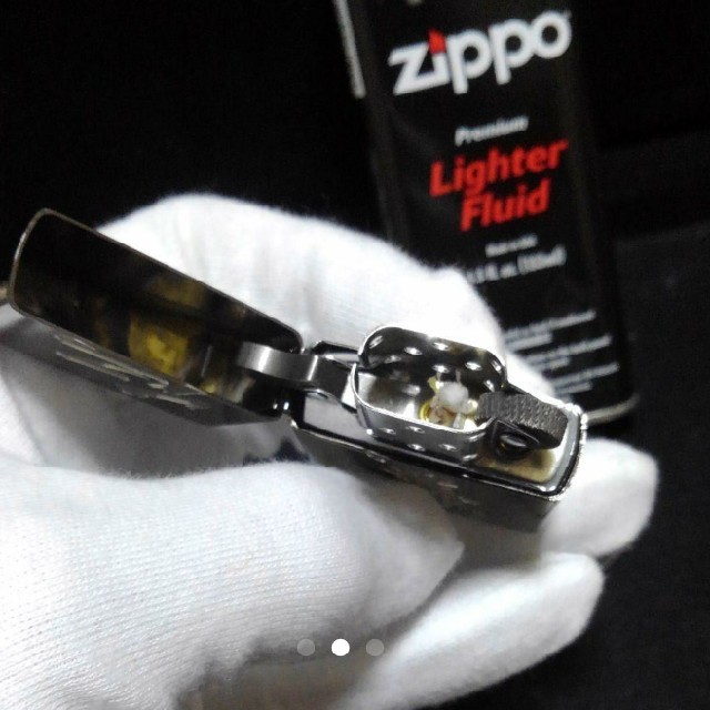 ZIPPO(ジッポー)の仁義 ZIPPO ブラック鏡面仕上げ メンズのファッション小物(タバコグッズ)の商品写真