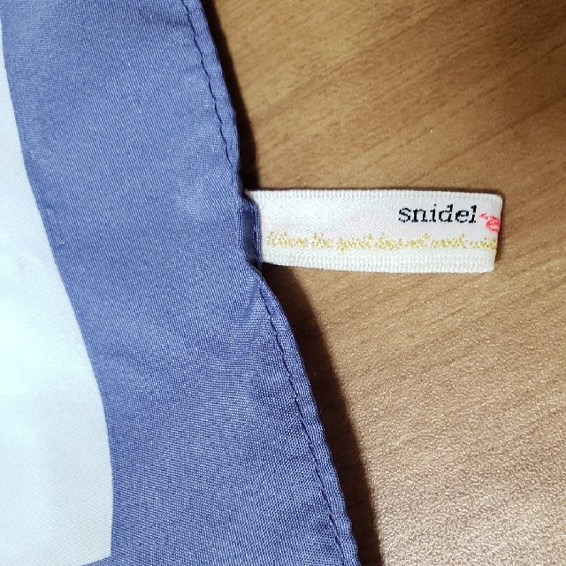 SNIDEL(スナイデル)のsnidel スカーフ レディースのファッション小物(バンダナ/スカーフ)の商品写真