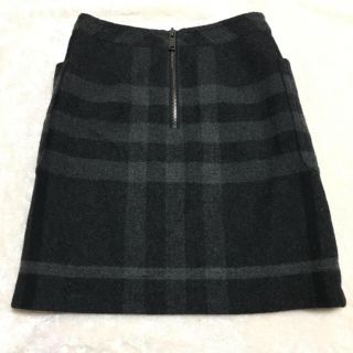 バーバリー(BURBERRY)の美品♡秋冬 バーバリーチェックスカート(ひざ丈スカート)