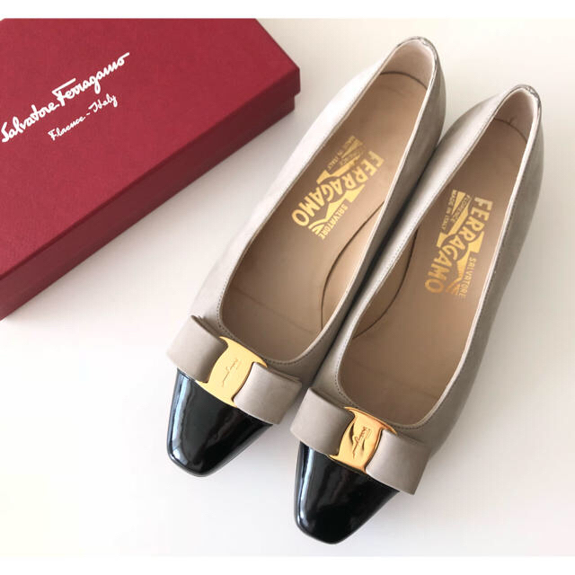 Salvatore Ferragamo(サルヴァトーレフェラガモ)の【美品】フェラガモ バイカラーパンプス ¥82,080 レディースの靴/シューズ(ハイヒール/パンプス)の商品写真