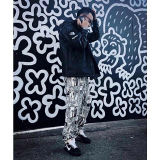 シュプリーム(Supreme)の値下げ XL salome skate pants(カジュアルパンツ)