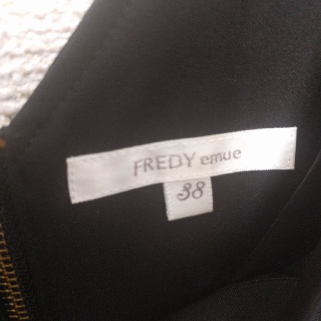 fredy(フレディ)の＊　fredy emue　＊ ジャンパースカート レディースのスカート(ひざ丈スカート)の商品写真