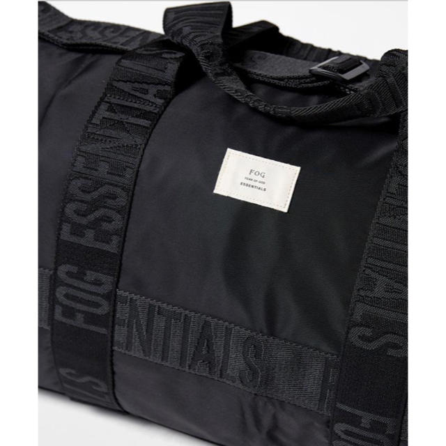 FEAR OF GOD(フィアオブゴッド)のFear Of God Essentials Duffel Bag メンズのバッグ(ドラムバッグ)の商品写真