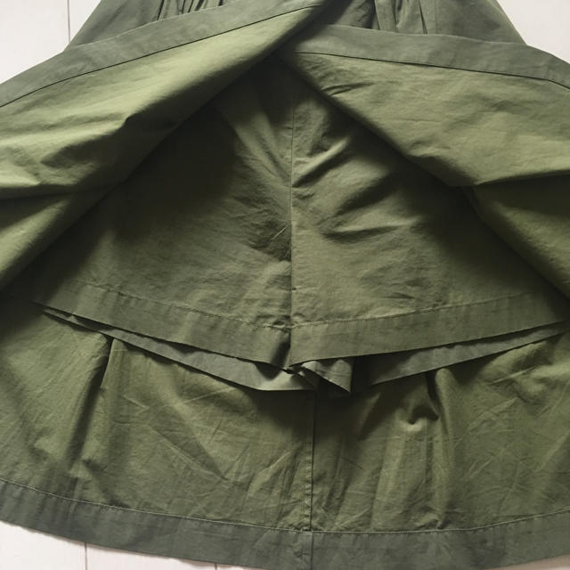 MSGM(エムエスジイエム)のMSGM カーキ スカート パンツ レディースのスカート(ひざ丈スカート)の商品写真
