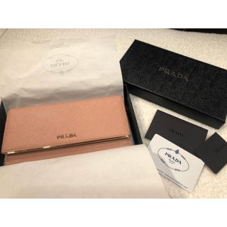 プラダ(PRADA)のプラダ サフィアーノ メタルバー ピンク 長財布(財布)