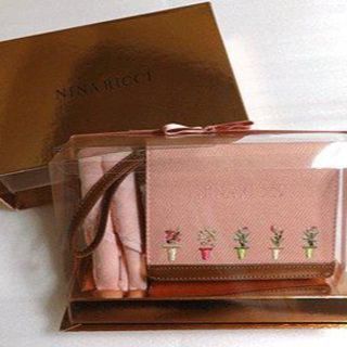 ニナリッチ(NINA RICCI)のNINARICCI【ニナリッチ】ハンカチポーチ　セット　新品保管品(ポーチ)