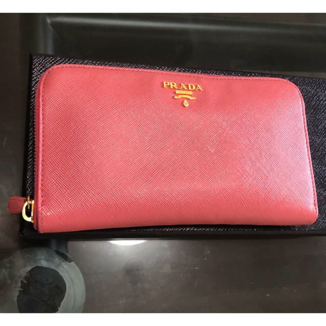 PRADA(プラダ)のマミさん専用　PRADA 長財布 ピンク レディースのファッション小物(財布)の商品写真