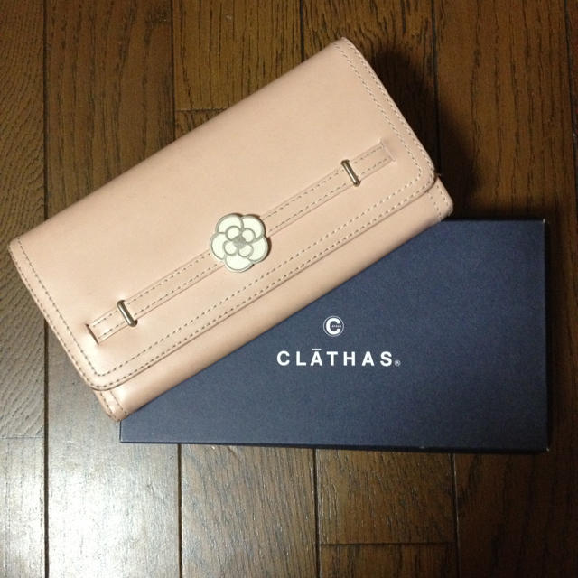 CLATHAS(クレイサス)のCLATHAS👗長財布 レディースのファッション小物(財布)の商品写真