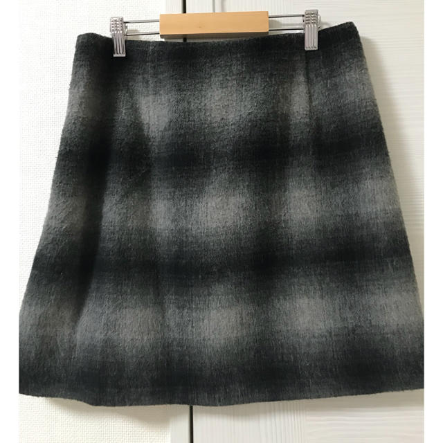 GU(ジーユー)のGU 秋冬用 台形スカート レディースのスカート(ミニスカート)の商品写真