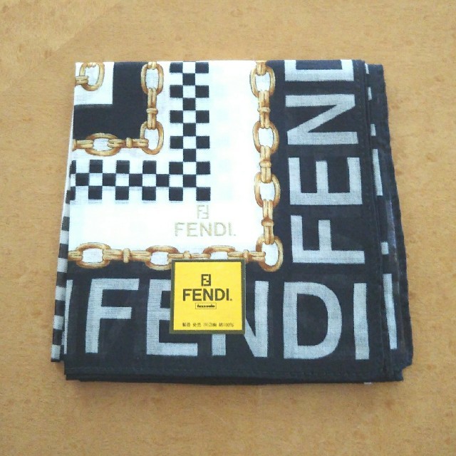 FENDI(フェンディ)のFENDI ハンカチ レディースのファッション小物(ハンカチ)の商品写真