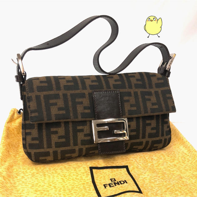 FENDI - FENDI フェンディ マンマバケット ズッカ柄 ショルダーバッグの通販 by ちゅん太郎 ヴィンテージショップ♪｜フェンディ