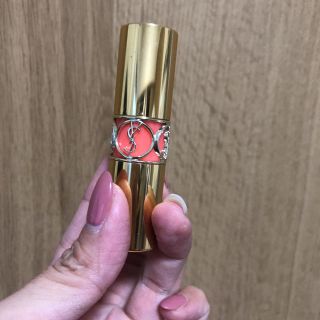 イヴサンローランボーテ(Yves Saint Laurent Beaute)のイヴ・サンローラン ルージュヴォリュプテシャイン 30(口紅)