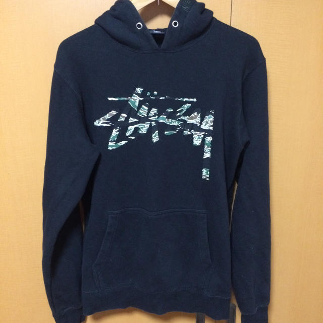 stussy プルオーバーパーカー 迷彩 Mメンズ