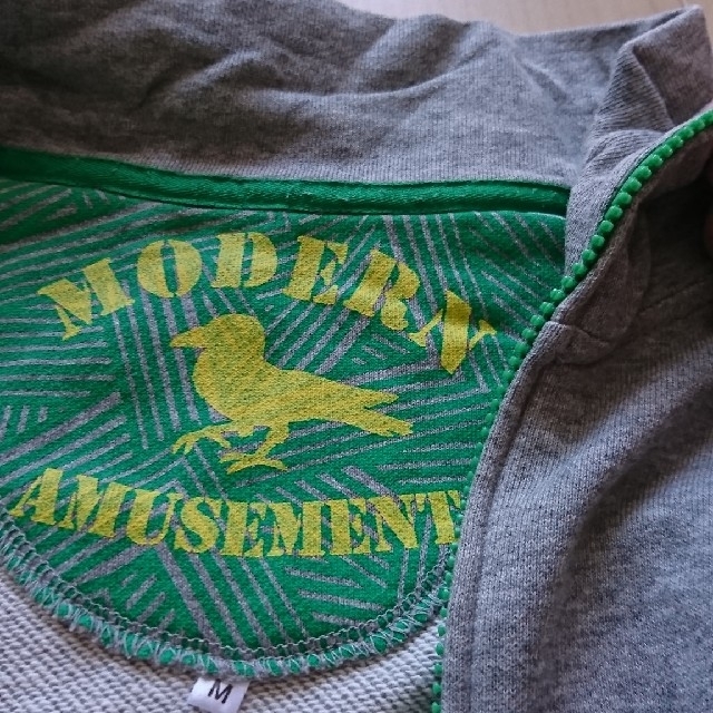 Modern Amusement(モダンアミューズメント)のModern Amusementのカットソー メンズのトップス(スウェット)の商品写真