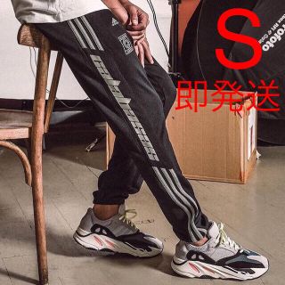 アディダス(adidas)のSサイズ adidas yeezy calabasas トラックパンツ 黒(その他)