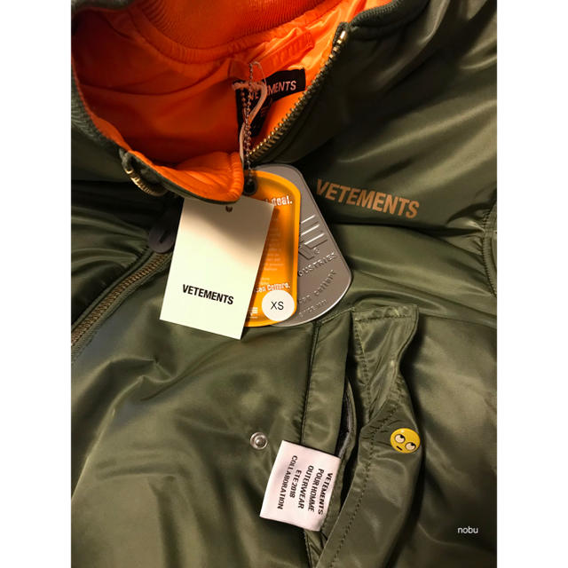 新品 XS【 VETEMENTS 】 Bomber Jacket MA-1 新品 XS【 VETEMENTS 】 Bomber Jacket MA-1