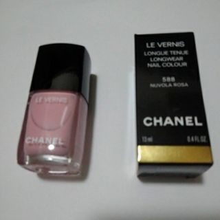 シャネル(CHANEL)のCHANEL　ヴェルニ　ロング　トゥニュ588 ヌーヴォラ　ロザ(マニキュア)