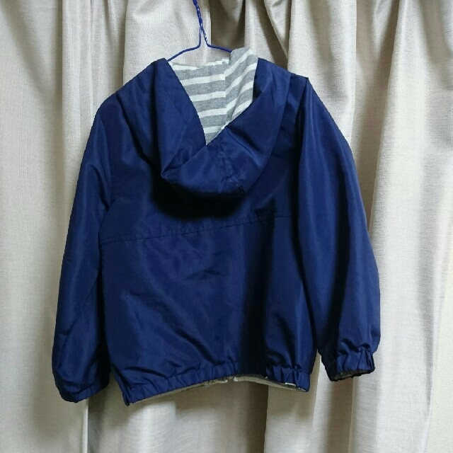 GU(ジーユー)のジャンパー 男の子 女の子 GU キッズ/ベビー/マタニティのキッズ服男の子用(90cm~)(ジャケット/上着)の商品写真