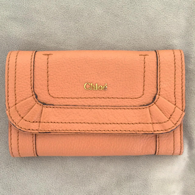 Chloe(クロエ)のChloe クロエ 財布 ピンク オレンジ ベージュ 三つ 折り レディースのファッション小物(財布)の商品写真