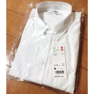 ユニクロ(UNIQLO)の新品♡UNIQLO♡長袖ワイシャツ♡白(シャツ/ブラウス(長袖/七分))