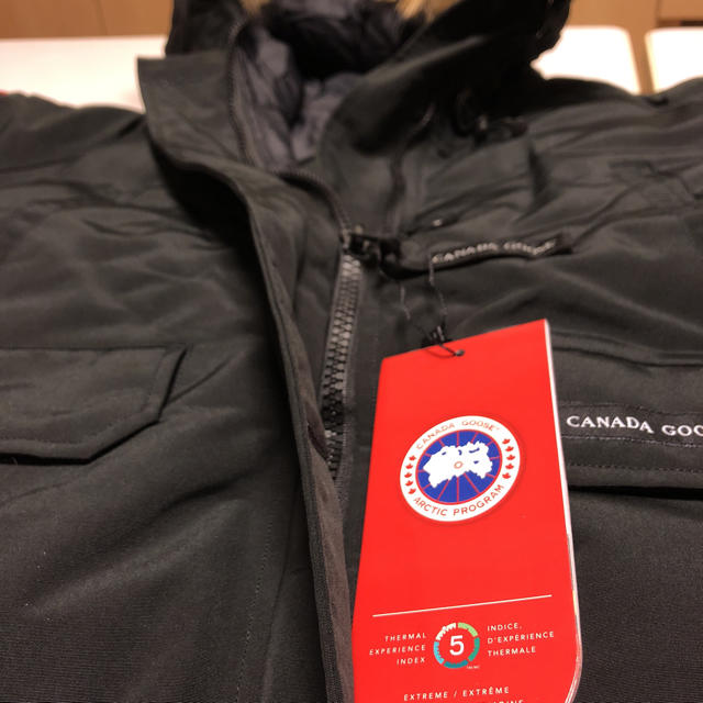 CANADA GOOSE(カナダグース)のダウンジャケット レディースのジャケット/アウター(ダウンジャケット)の商品写真