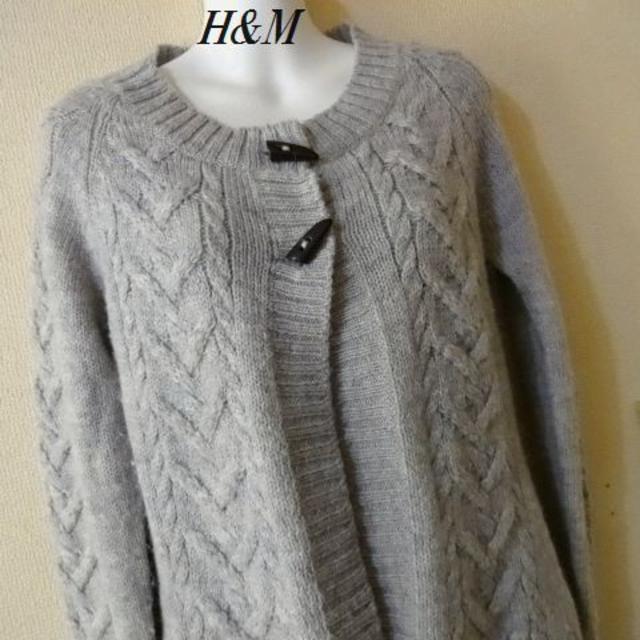 H&M(エイチアンドエム)のH&Mエイチアンドエム♡編み目ニットカーディガン レディースのトップス(カーディガン)の商品写真