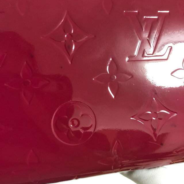 LOUIS 赤紫 モノグラム 大人気商品の通販 by ショウヘイ's shop｜ルイヴィトンならラクマ VUITTON - ルイヴィトン ジッピーウォレット 低価新品