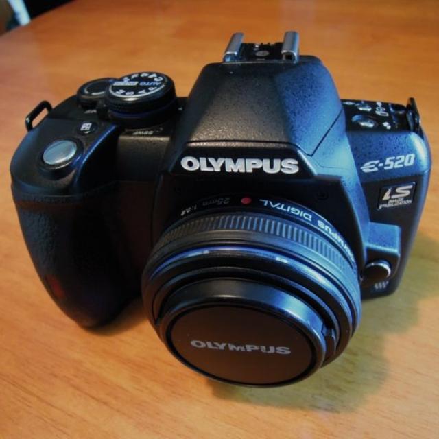 OLYMPUS - OLYMPUS E520 + ZUIKO 25mm F2.8　単焦点デビューに！