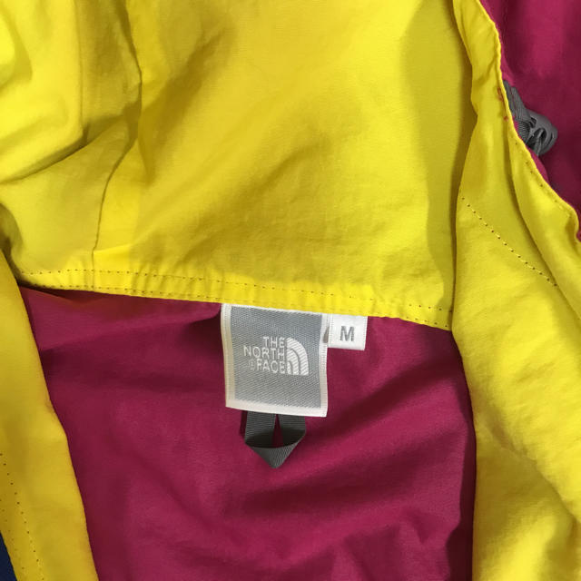 THE NORTH FACE(ザノースフェイス)のTHE NORTH FACE ナイロンパーカーM レディースのトップス(パーカー)の商品写真