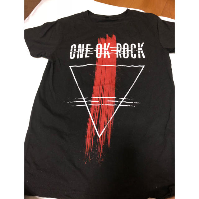 ONE OK ROCK(ワンオクロック)のツアーTシャツ レディースのトップス(Tシャツ(半袖/袖なし))の商品写真