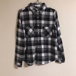 ローリーズファーム(LOWRYS FARM)の【新品】LOWRYSFARM チェックシャツ 白黒 Lサイズ(シャツ/ブラウス(長袖/七分))