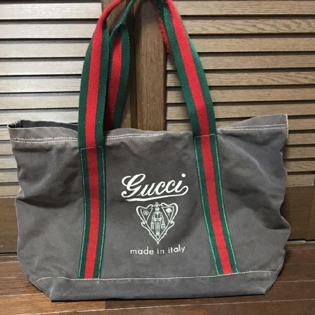 Gucci(グッチ)のGUCCIショルダーバッグ✨ レディースのバッグ(ショルダーバッグ)の商品写真