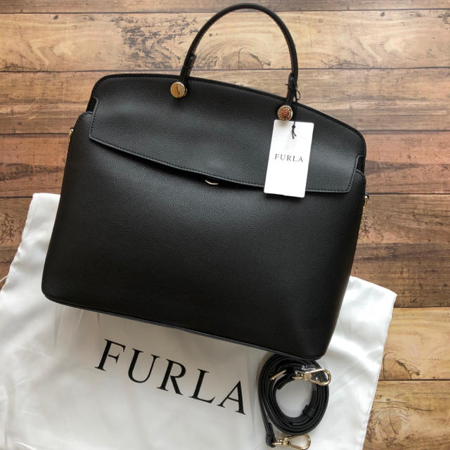 Furla - 新品 18AW フルラ マイパイパー M 960202 オニキス ブラックの通販 by Pinky☆ shop｜フルラならラクマ