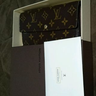 ルイヴィトン(LOUIS VUITTON)のLOUIS  VUITTON長財布(財布)