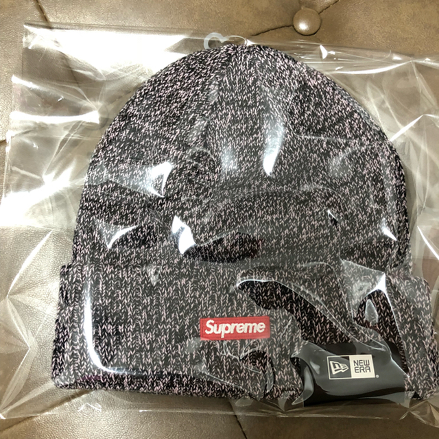 Supreme(シュプリーム)のニューエラ アーチロゴビーニー メンズの帽子(ニット帽/ビーニー)の商品写真