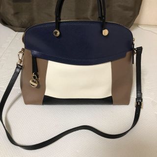 フルラ(Furla)のFULRA パイパーバッグ(ショルダーバッグ)