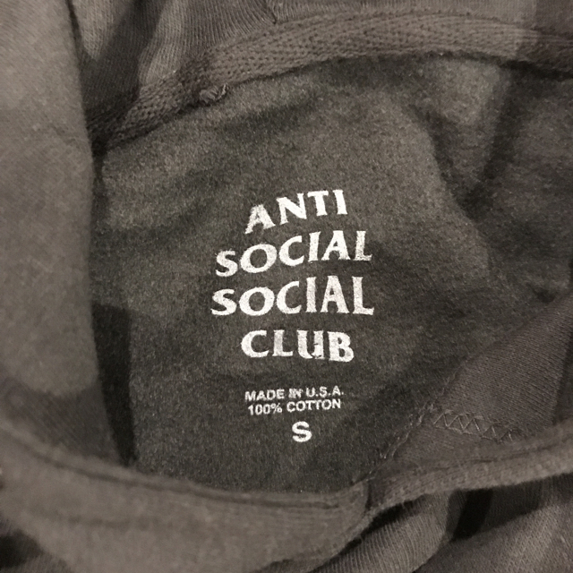 ANTI(アンチ)のアンチソーシャルソーシャルクラブ Mind Games Hoodie メンズのトップス(パーカー)の商品写真