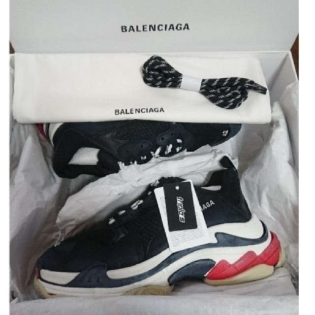 Balenciaga(バレンシアガ)のにゃにゃにゃ様専用①国内正規品 BALENCIAGA TRIPLE S  メンズの靴/シューズ(スニーカー)の商品写真