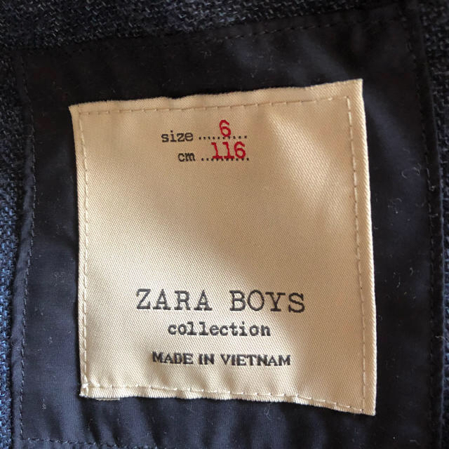ZARA KIDS(ザラキッズ)の:::ZARA boys:::フード付キルトジャケット110cm キッズ/ベビー/マタニティのキッズ服男の子用(90cm~)(ジャケット/上着)の商品写真