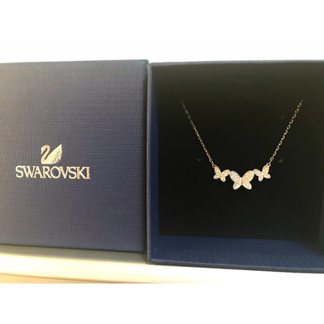 SWAROVSKI(スワロフスキー)のスワロフスキー Field Butterfly ネックレス レディースのアクセサリー(ネックレス)の商品写真