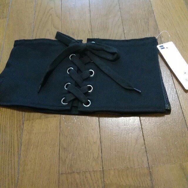 GU(ジーユー)のGU コルセットベルト　黒　 レディースのファッション小物(ベルト)の商品写真