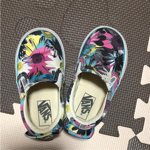 VANS(ヴァンズ)のひめとらさま専用 キッズ/ベビー/マタニティのキッズ靴/シューズ(15cm~)(スリッポン)の商品写真