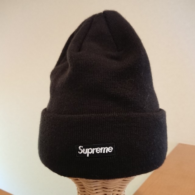 Supreme(シュプリーム)のSupreme NewEra S Logo Beanie シュプリーム メンズの帽子(ニット帽/ビーニー)の商品写真