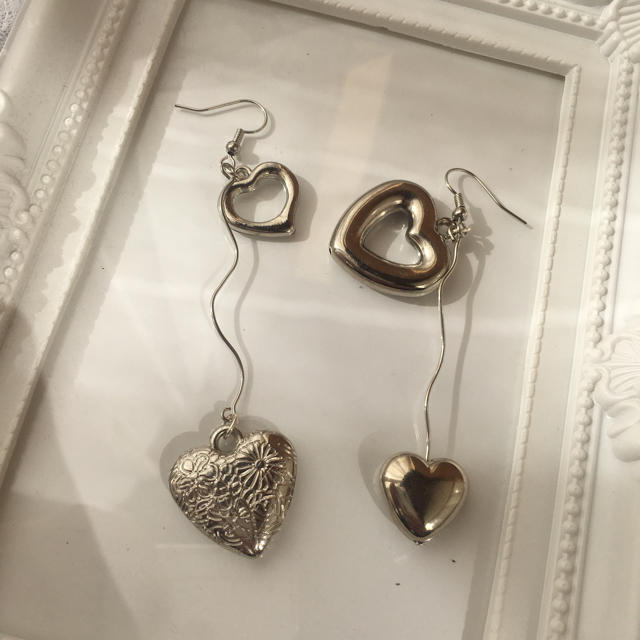 Lochie(ロキエ)のheart piece ハンドメイドのアクセサリー(ピアス)の商品写真