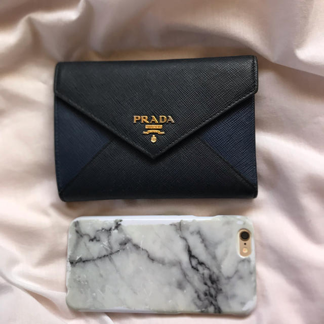 PRADA(プラダ)のPRADA  ミニ財布 レディースのファッション小物(財布)の商品写真