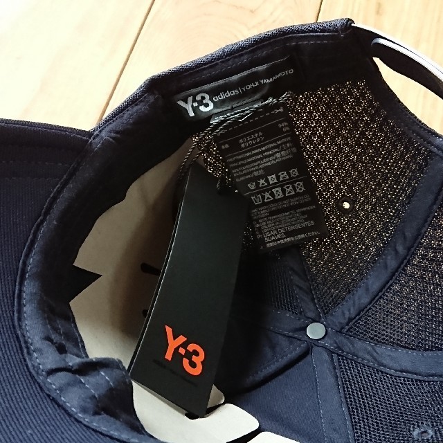 Y-3(ワイスリー)の【在庫残りわずか！】 Y-3 キャップ メンズの帽子(キャップ)の商品写真