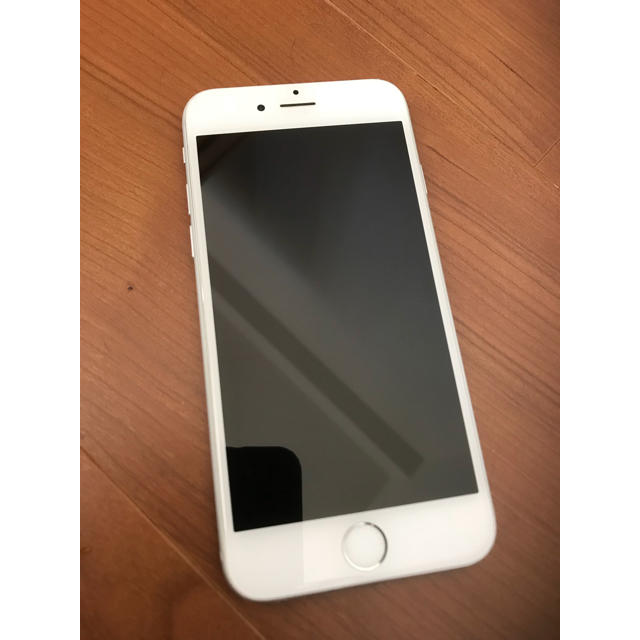 Apple(アップル)のiPhone 6 64GB docomo スマホ/家電/カメラのスマートフォン/携帯電話(スマートフォン本体)の商品写真